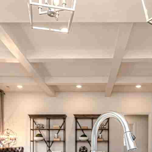 Controsoffitto in legno, alternativa al cartongesso elegante e funzionale.