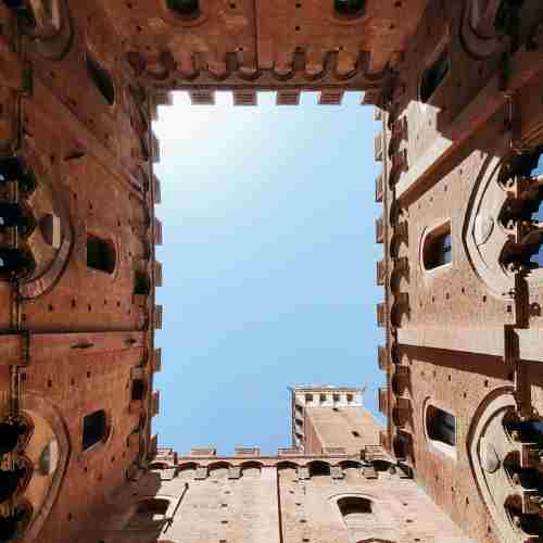 Restauro edificio storico, una soluzione per far tornare ai festi edifici di grande valore artistico e architettonico.