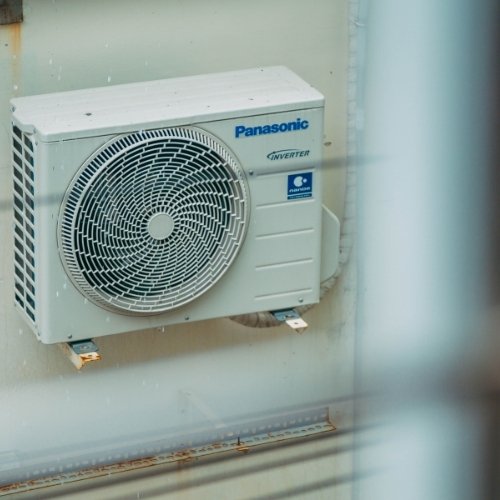 Ventilazione meccanica controllate:: una panoramica Ventilazione meccanica controllata, dagli impianti industriali a quelli civili.